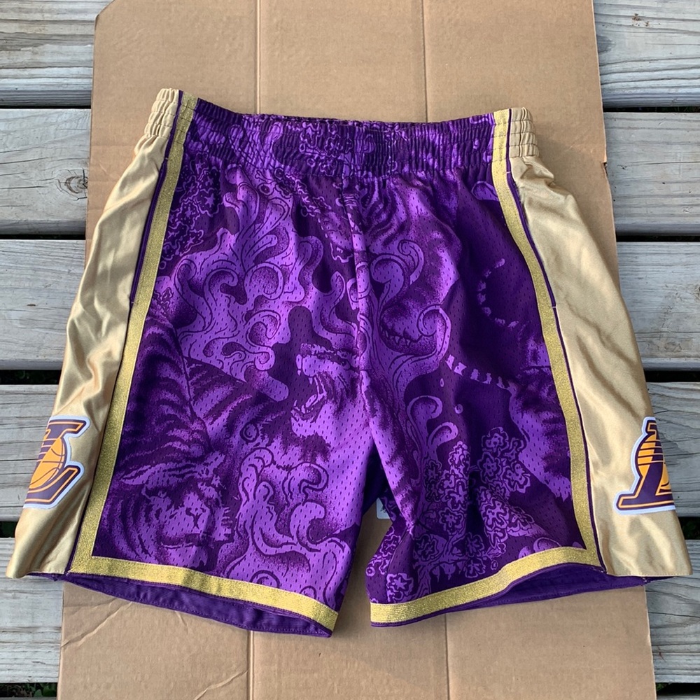 Mitchell & Ness Swingman Shorts Lunar New Year Los Angeles Lakers Men's Size XL